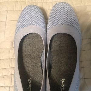 Light blue Allbirds flats size 38.5, never worn.